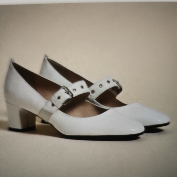 SJP by Sarah Jessica Parker Shoes - SJP Pratt Blanc By Sarah Jessica Parker Size 36 1/2